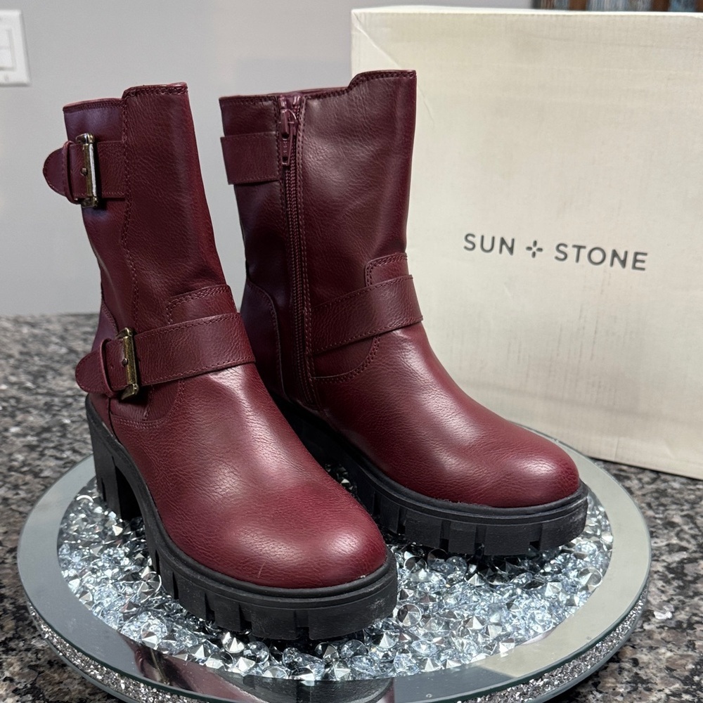 Sun + Stone Women's Burgundy Combat Boots NEW 5 - Picture 4 of 16